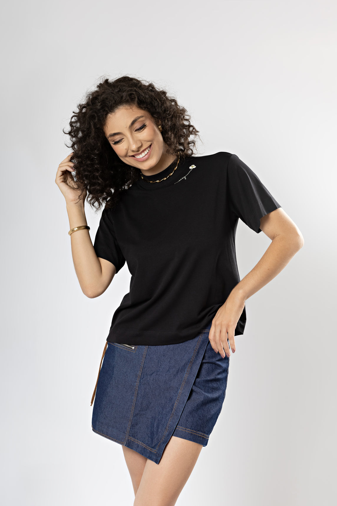 Camiseta Básica Easy Gola Alta Algodão Egípcio