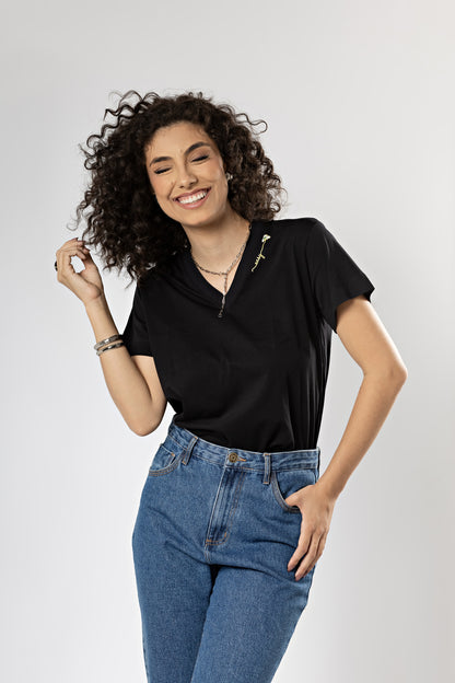 Camiseta Básica Easy Gola V Algodão Egípcio