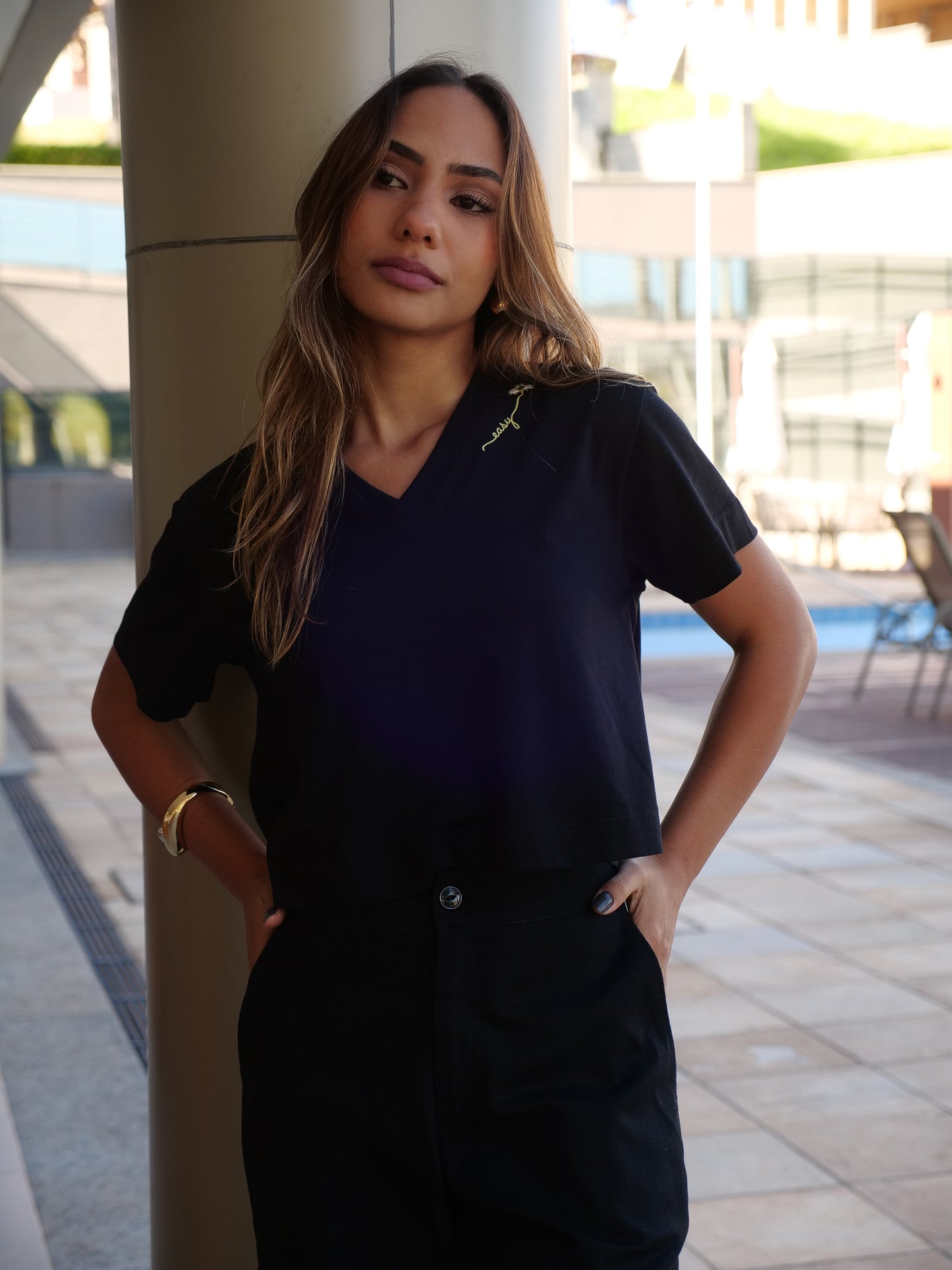 Camiseta Básica Easy Gola V Algodão Egípcio